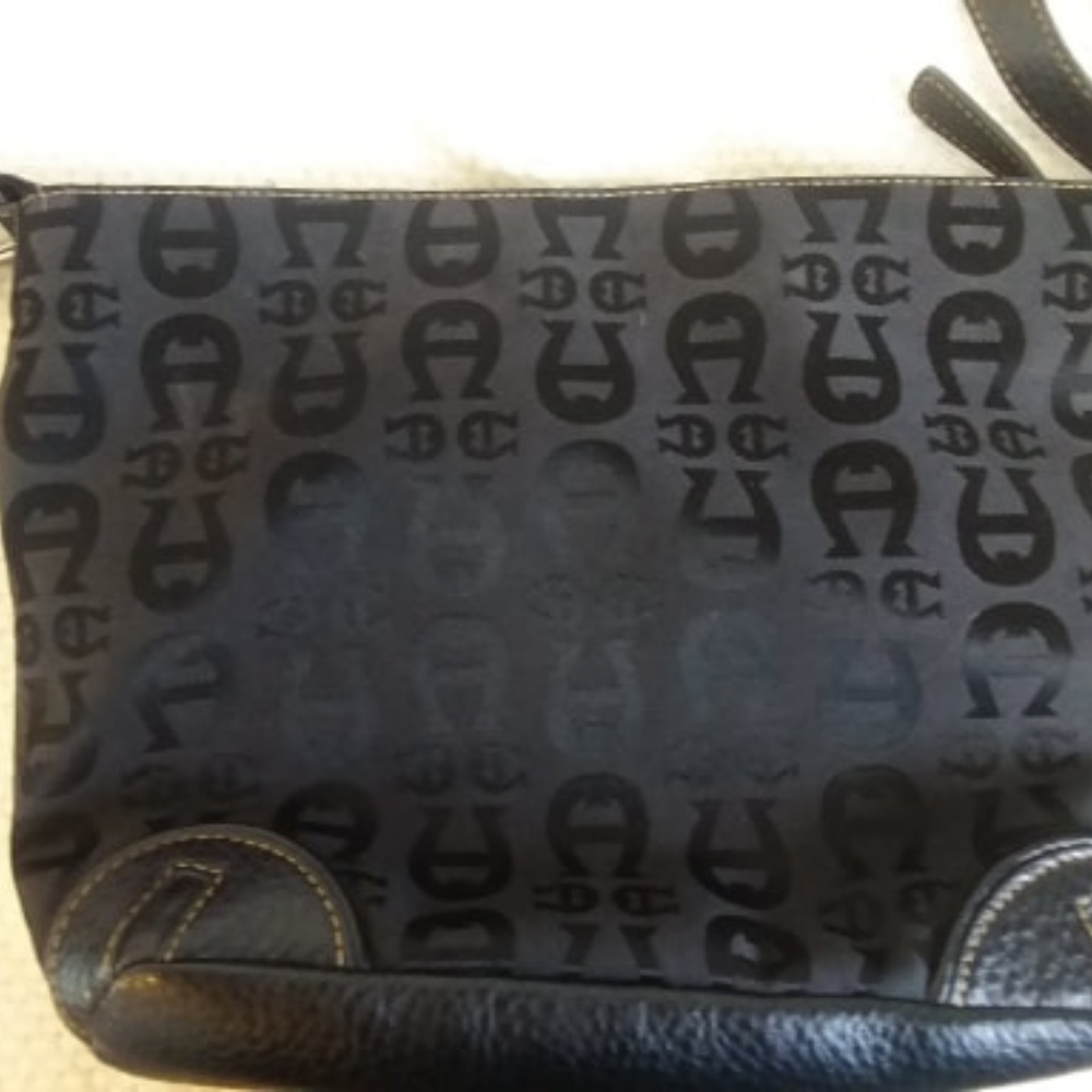 Designer Shoulder Bag - Picture 4 of 4